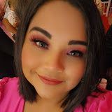 <em>Laura</em>
